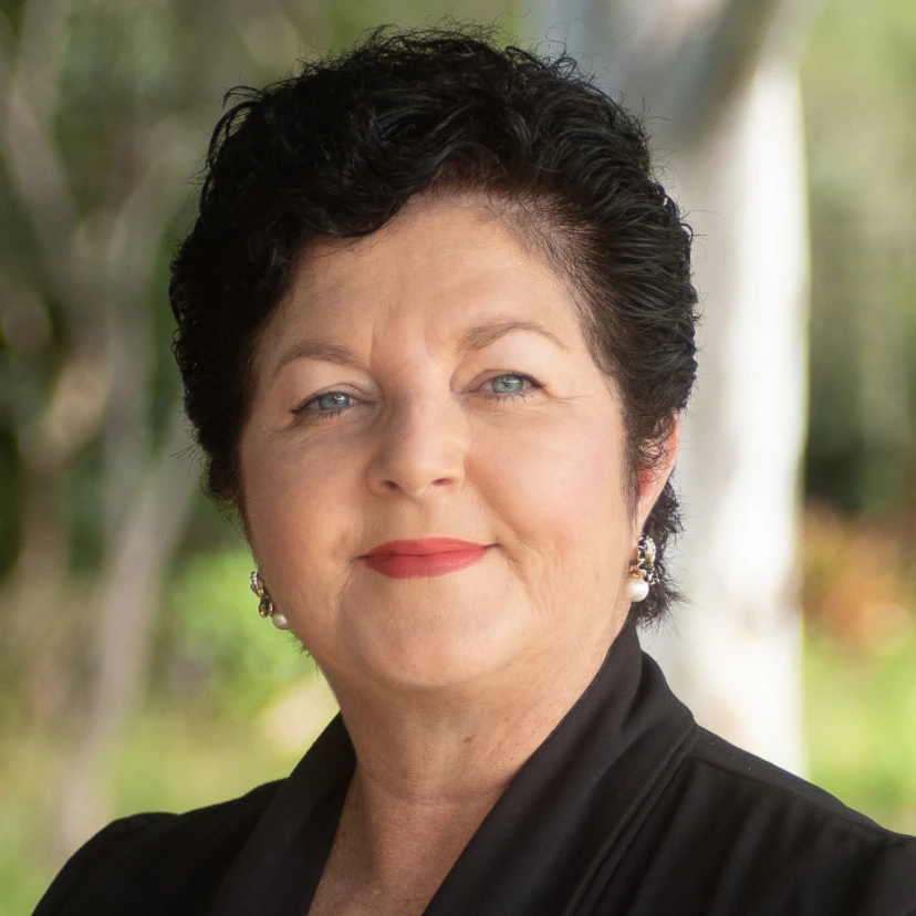 Leanne Sinclair