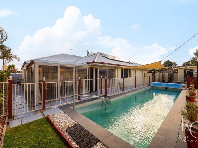 30 Saint Columbans Court, Caboolture
