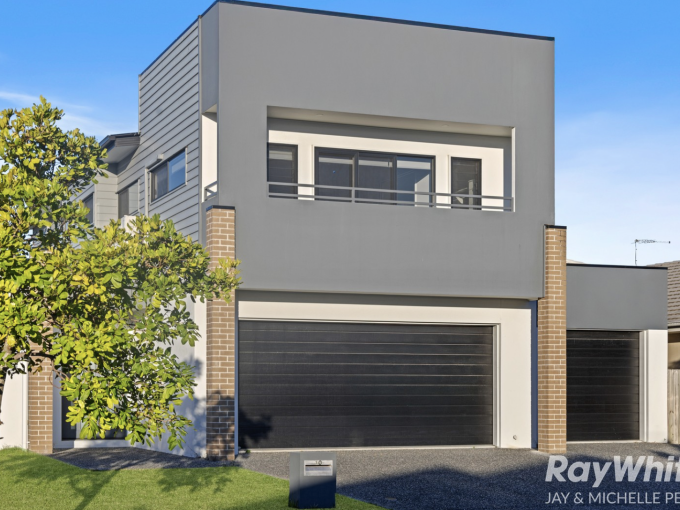 10 Compass Way, Newport