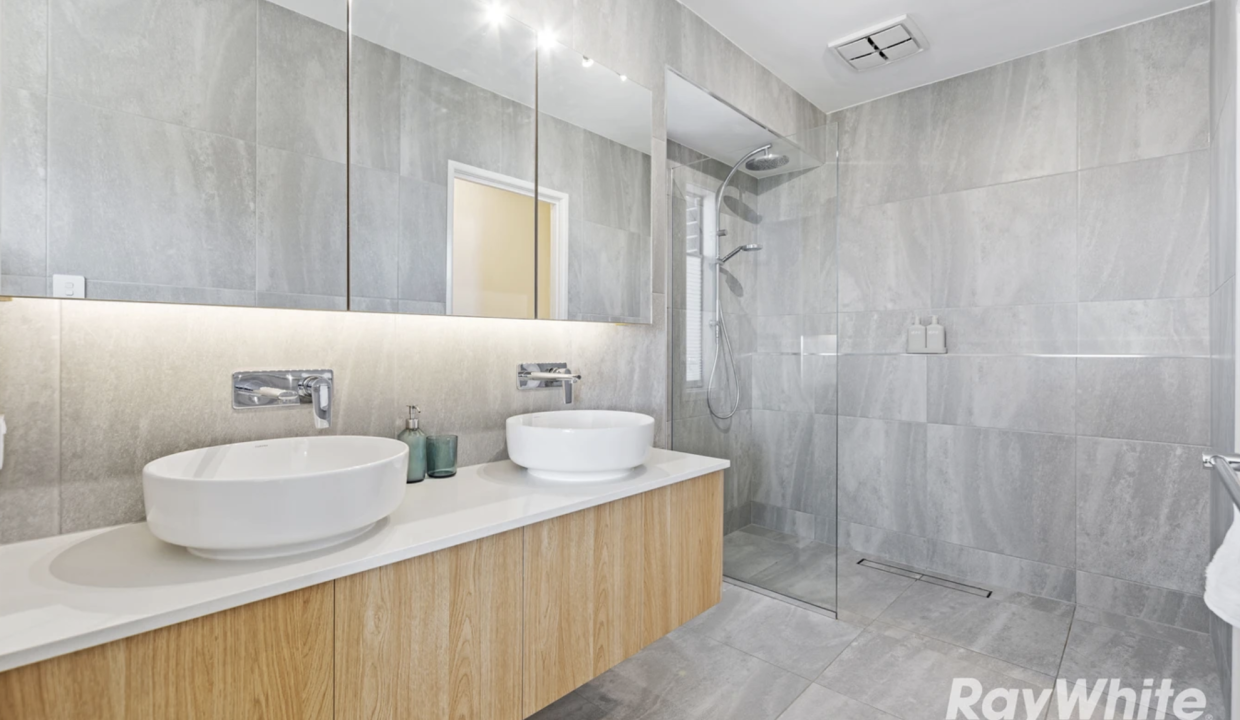 10 Coolum Parade Newport 8