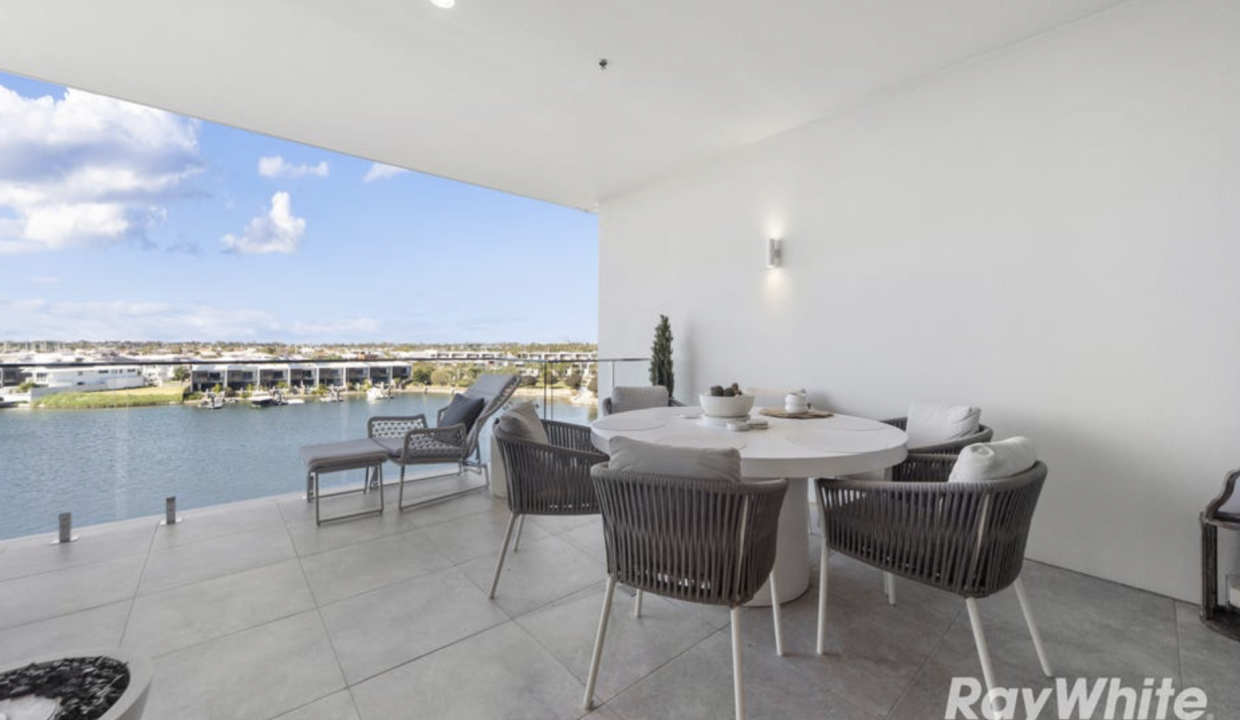 504:11 Aqua Street, Newport 4