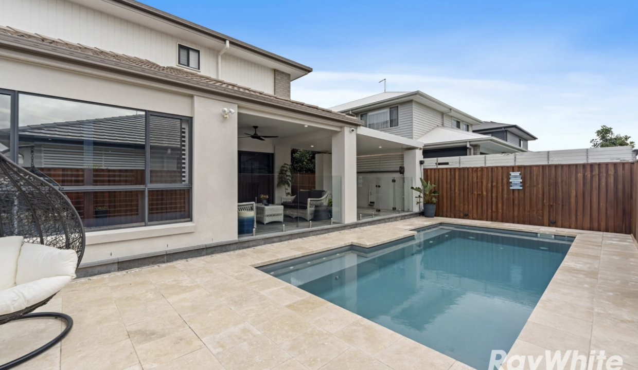 78 Lakeview Promenade 7