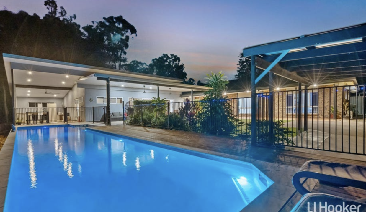 14 Raven Court Warner 5