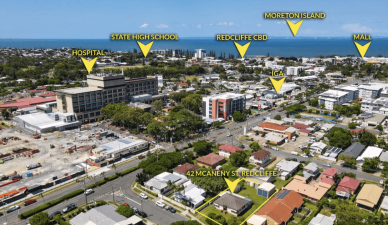 42B:42B Mcanany St Redcliffe 2