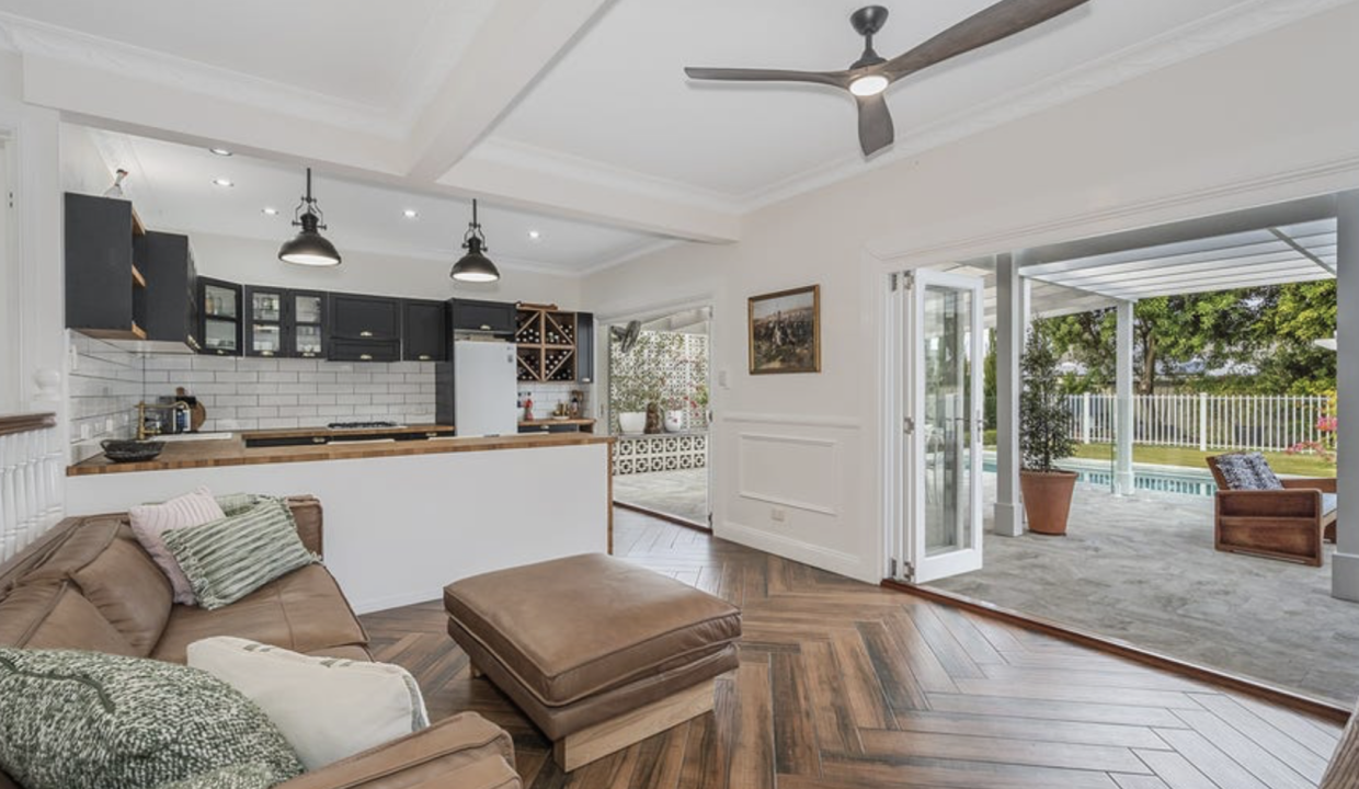 9 Dodds Street Margate 4