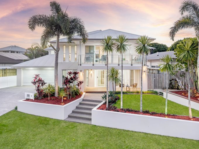 2 Ballesteros Street, North Lakes – Resort-Style Entertaining with Expansive Family Living